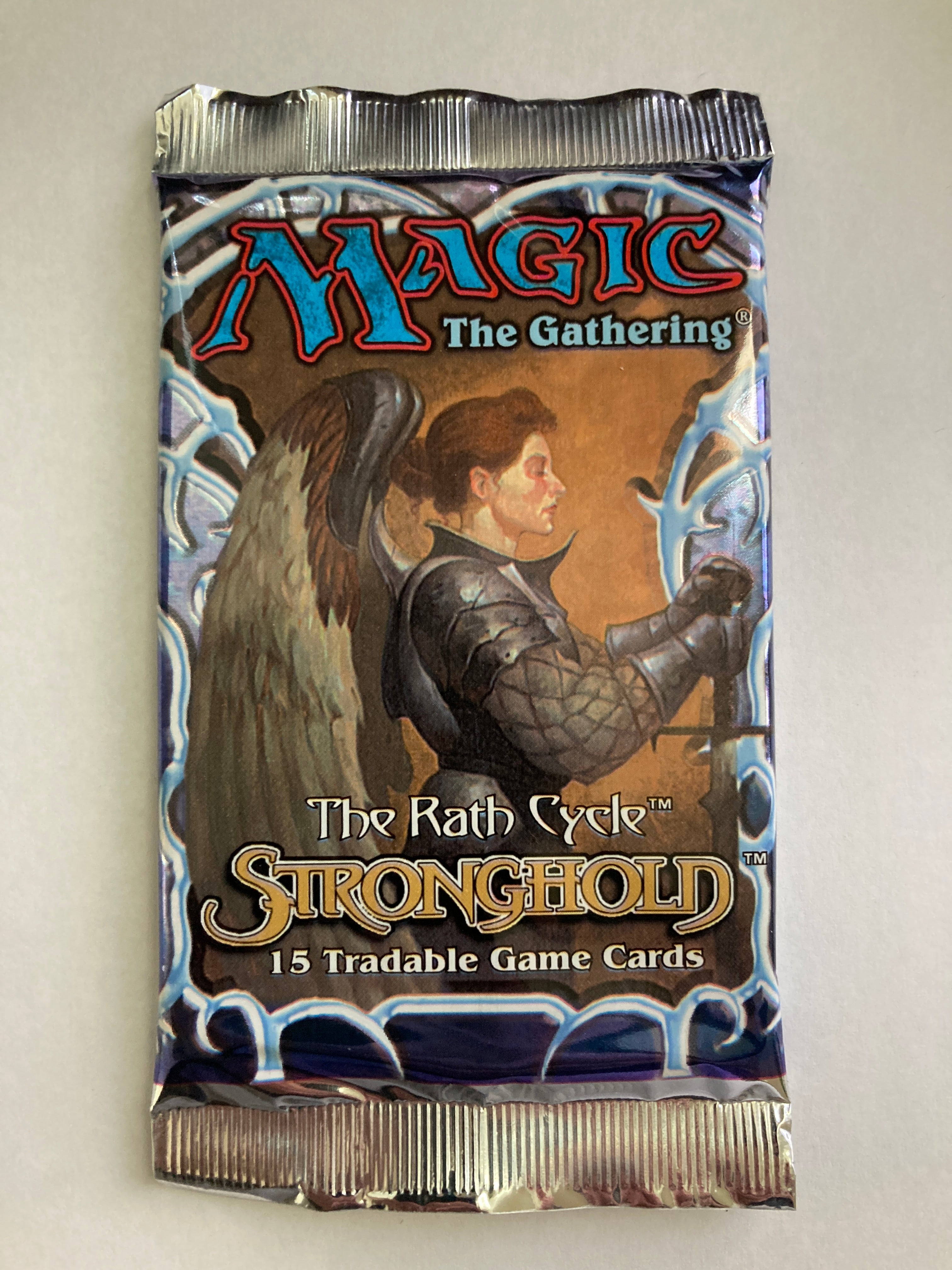 stronghold booster box Gamegenic Stronghold 200+ Convertible Deck Box (Purple) main image 0
