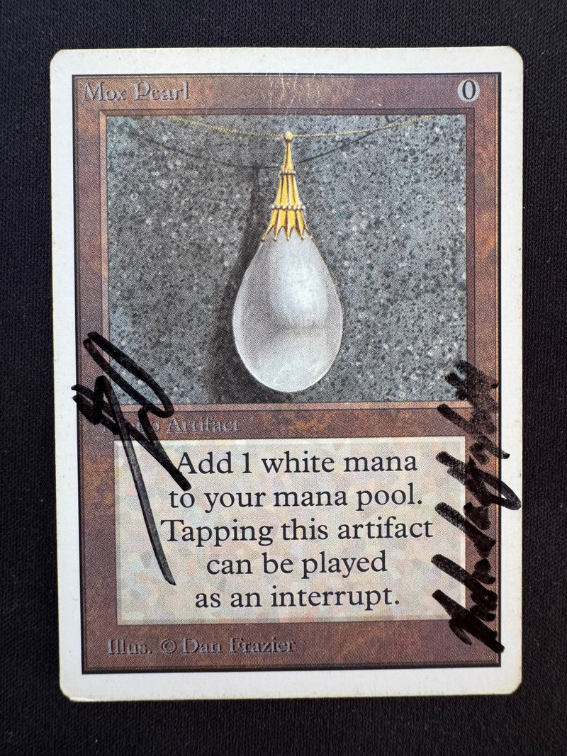 Mox Pearl (UNL)
