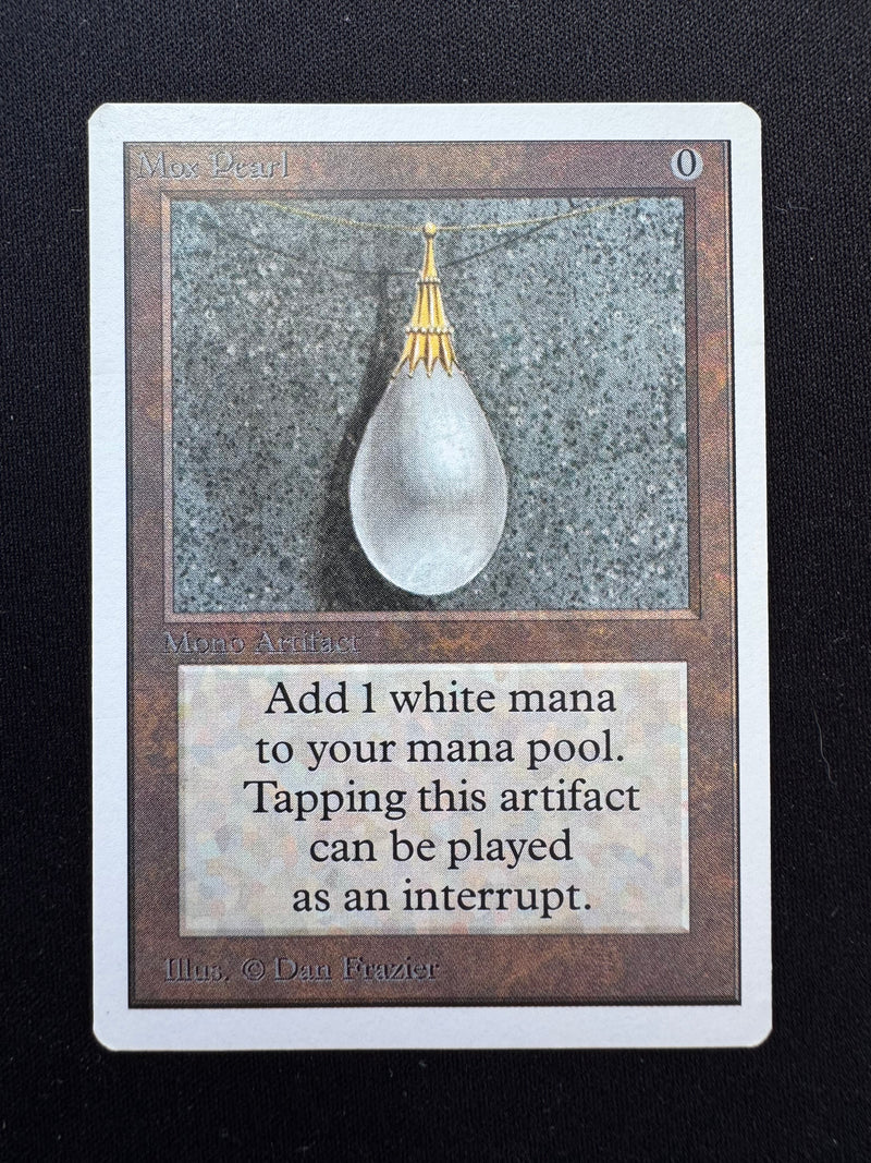 Mox Pearl (UNL)